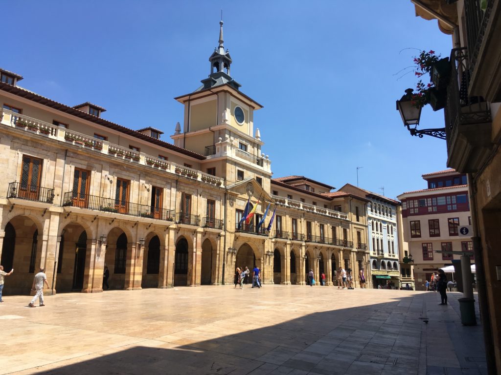 Oviedo travel guide
